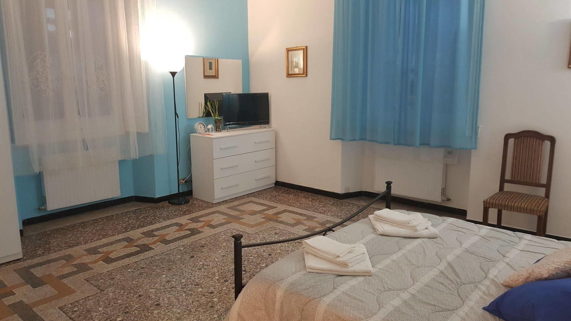 Guest house Royal Genoa